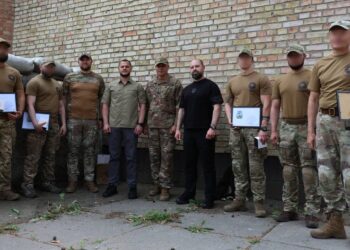 Начальник КОВА зустрівся із воїнами окремого загону “Омеги”, що базується на Київщині