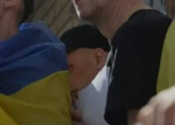 Після довгих місяців у російському полоні, додому повернувся захисник з Тетіївщини