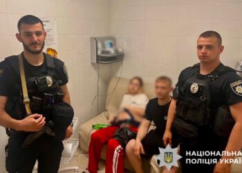 Поліцейські Київщини допомогли доставити вагітну жінку до лікарні