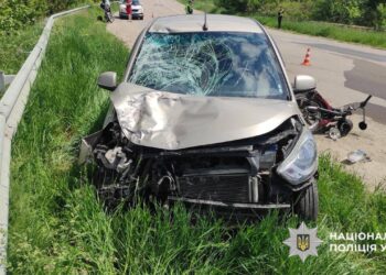 Правоохоронці Київщини розслідують обставини ДТП, у якій загинув мотоцикліст