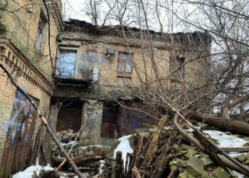 Садибу з Вознесенськими печерами повернули у власність громади | ПРО ГОЛОВНЕ
