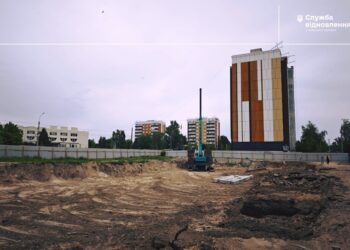 У Бородянці зводять нову дев’ятиповерхівку на місці зруйнованого будинку