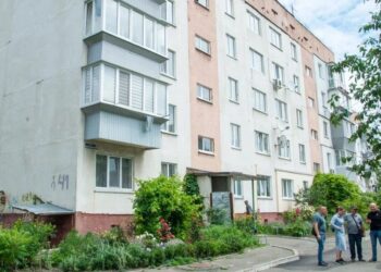 У Глевасі стартує капремонт пошкодженого будинку