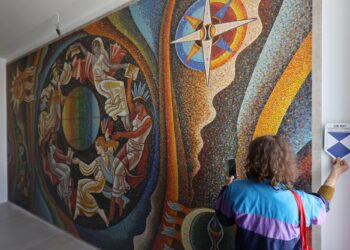 У Львові завершили реставрацію монументальної мозаїки “Інформаційний простір” | ПРО ГОЛОВНЕ