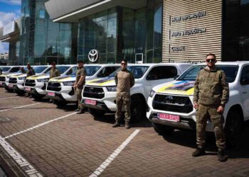 Військові 114-тої окремої бригади отримала пікапи Toyota Hilux