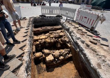 Археологи розкрили деталі розкопок під пам’ятником Дюку: локалізувано Хаджибейський замок | ПРО ГОЛОВНЕ