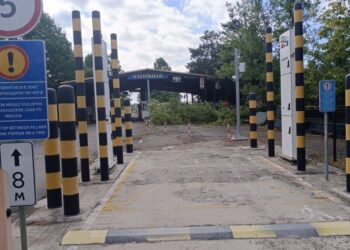 Через негоду в Україні без світла 700 населених пунктів, закрито пункт пропуску з Угорщиною