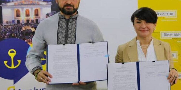 Фонд Ріната Ахметова і “ЯМаріуполь” три роки надають підтримку маріупольським переселенцям
