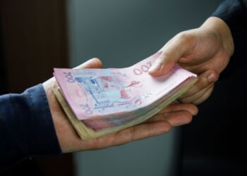 Кількість справ про корупцію зростає, але майже всі завершуються штрафами