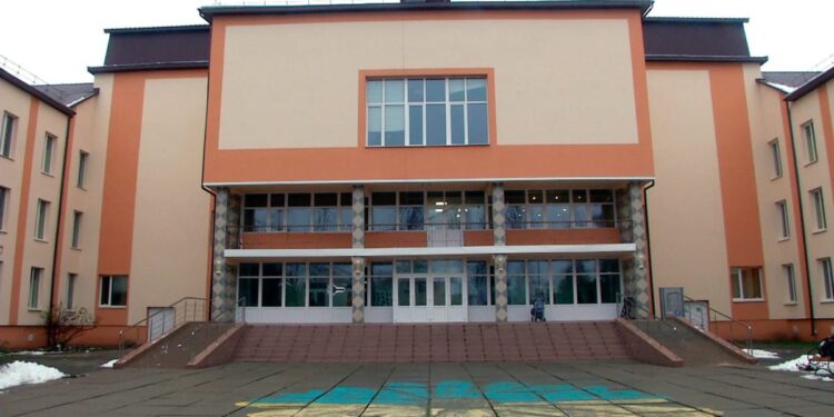Майже 5 мільйонів – на бігову доріжку. У Гостомелі оголосили тендер