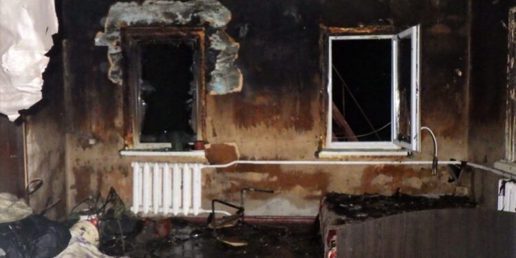 На Київщині під час пожежі у приватному будинку загинув чоловік
