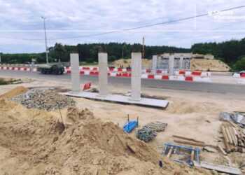 На Київщині триває капітальний ремонт шляхопроводу біля Макарова