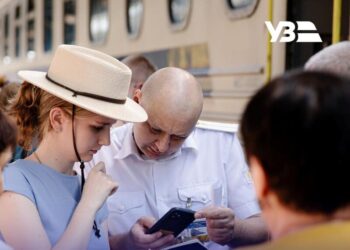 Пасажирів із такими квитками більше не пустять у поїзди “Укрзалізниці” – сотні людей уже не змогли поїхати