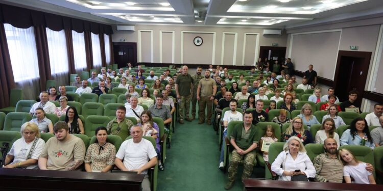 Півсотні ветеранів та родини загиблих Захисників отримали сертифікати на придбання житла