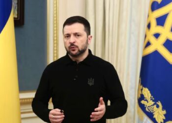 Українці зможуть мати декілька паспортів: президент підписав закон про множинне громадянство