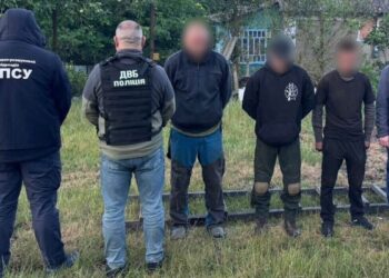 Втеча за 30 тисяч євро: на кордоні затримали жителя Київщини та його спільників