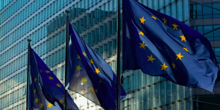Єврокомісія пропонує 100 млрд євро фінансової допомоги Україні |