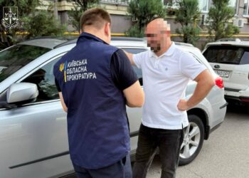 Закупив обладнання вчетверо дешевше за рахунок бюджету: на Київщині викрито посадовця-депутата