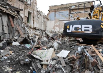 Завершили розбір завалів в академії Бойчука: що змогли врятувати | ПРО ГОЛОВНЕ