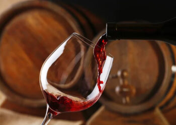 Франція вимагає від США скасування мит на експорт вин |