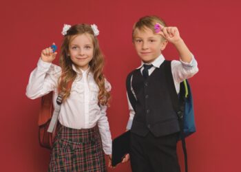 Як зробити шкільний look не нудним: 5 простих рішень для стильних учнів