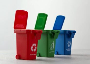 Мільйон на сміття: у Володарці виділяють кошти на пластикові контейнери