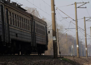 Попит на перевезення знизився, але пасажирів стало більше — Укрзалізниця |