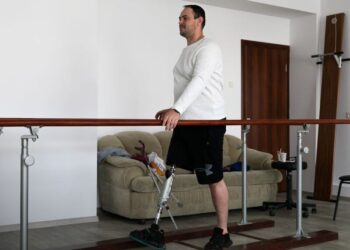 Протезування як шанс на нове життя. “Фундація Течія” рятує українських військових з ампутаціями