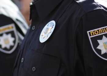 В Ірпені жінка вчинила наругу над портретами загиблих воїнів