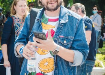 В Україні заблокували шість YouTube-каналів блогера Луганського