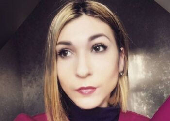 Журналістку Рощину, яка загинула після катувань у російському полоні, нагородили орденом Свободи