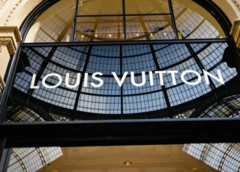 Louis Vuitton продовжує оренду в московському бізнес-центрі |