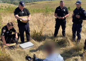 Вбивство підлітків у Шаргороді. Підозрюваному ексучителю обрали запобіжний захід