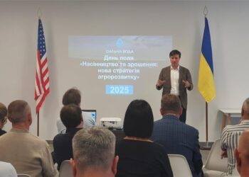 Заступник міністра Тарас Висоцький ознайомився з відновленням зрошувальних систем на Київщині