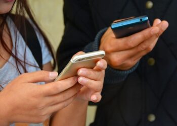 “Здоров’я в одному дотику”. Медичні сповіщення приходитимуть у “Дію”. Які саме?