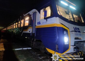 Жінка загинула під колесами електропоїзда “Гребінка – Київ”
