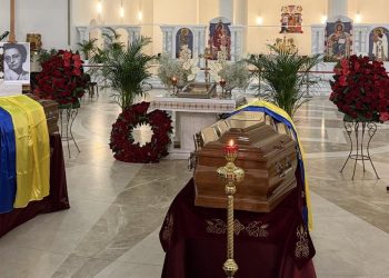 До Києва привезли останки лідера ОУН Андрія Мельника та його дружини (ФОТО)