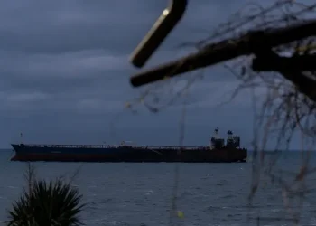 Грецькі танкерні компанії опинилися серед головних заробітчан на російській нафті – Економіка