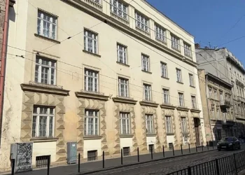 Історична будівля на Дорошенка – у Львові оголосили аукціон з оренди – Економіка