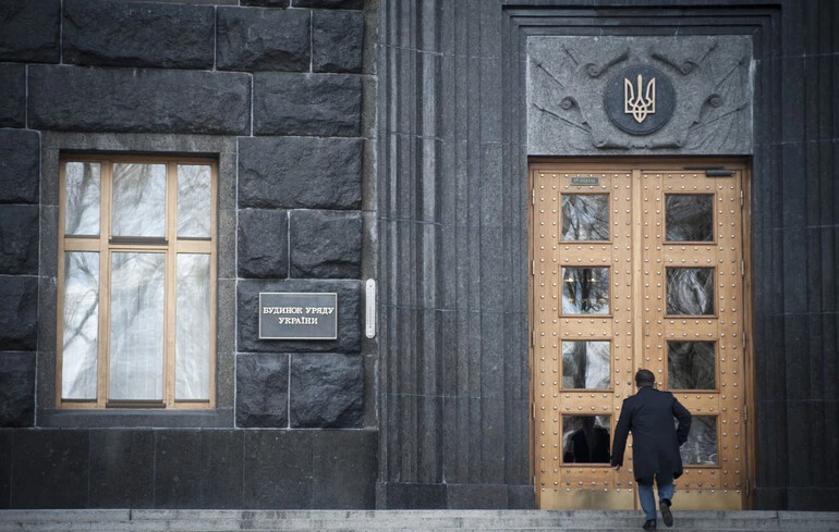 Уряд залучить правоохоронні органи та податкову службу до діяльності штабу, що займається постачанням пального. 1