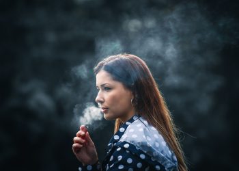 Лише 4% електронних сигарет в Україні виявилися легальними |
