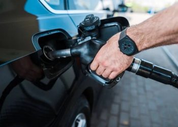 Нафта дорожчає після атаки на АЕС в ОАЕ: ринки реагують на ризики ескалації |