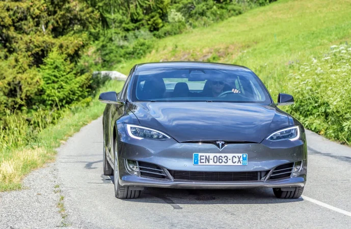 Продажі електромобілів Tesla, виготовлених у Китаї, зросли на 36%. 1