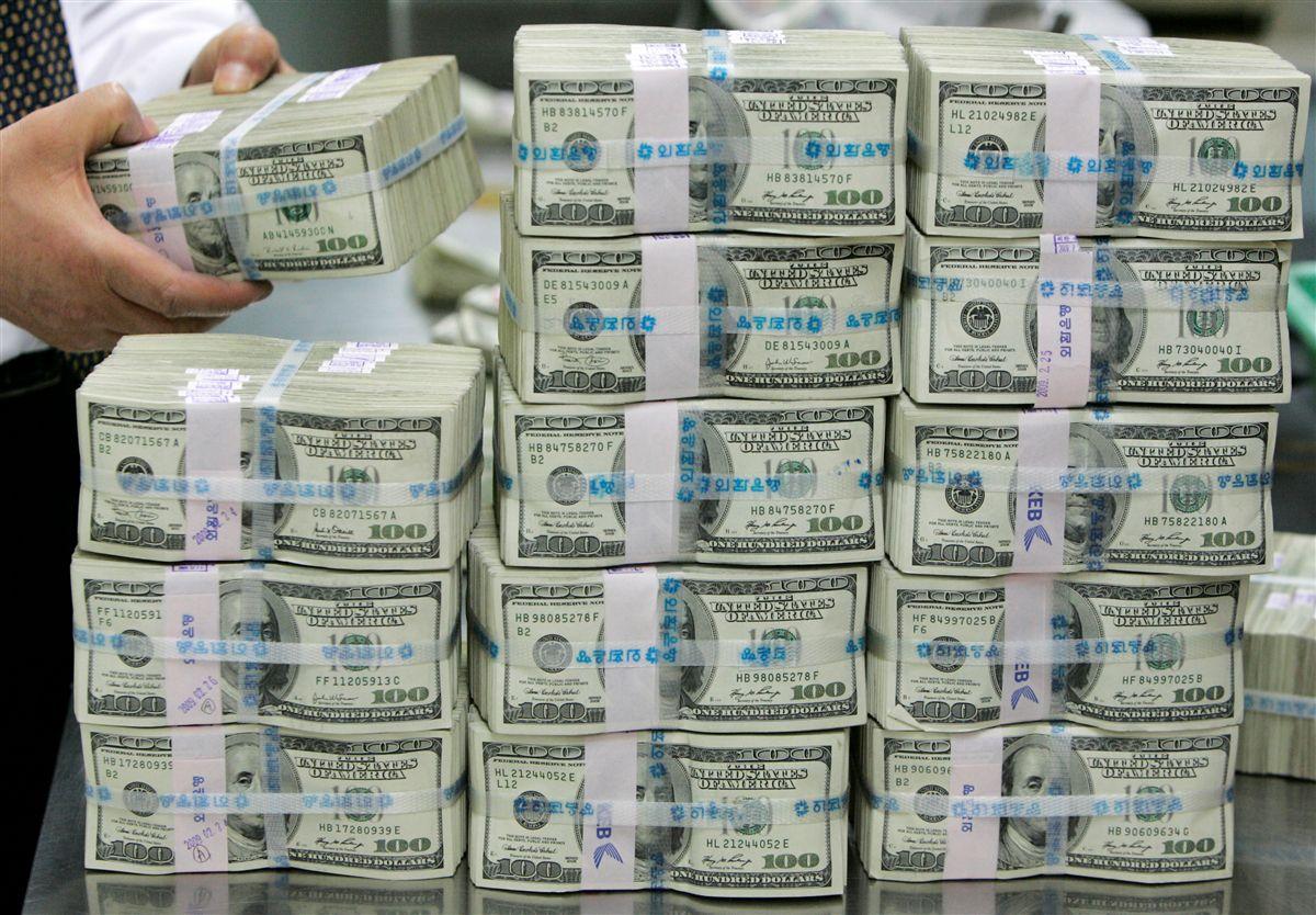 Прогноз НБУ: Україна отримає у 2026-му $82 мільярди допомоги та $87 – у 2027-му