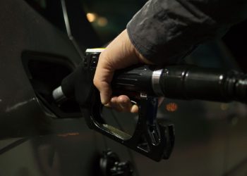 Ринки нафти реагують на загрозу транзиту через Ормузьку протоку |
