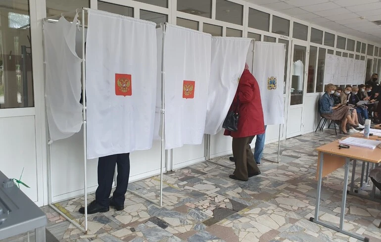 Після виборів у Росії активно обговорюють нові збори та підвищення тарифів на житлово-комунальні послуги. 1
