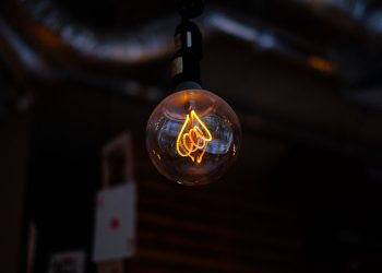Російські удари спричинили знеструмлення у п’яти регіонах – Укренерго |