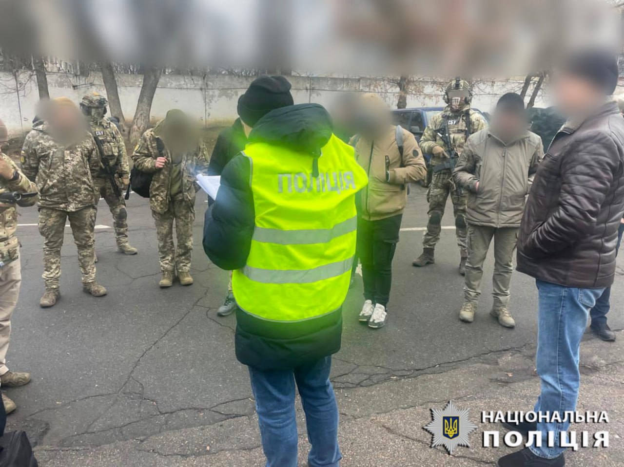 Збували зброю та боєприпаси: на Київщині виявили групу зловмисників